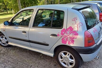 Renault Clio 77.000 km 1.700 &euro; Erfurt 99095