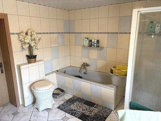 Doppelhaushälfte Artern/Unstrut Schönfeld - 5 Zimmer, 110 m&sup2;, 98.000&euro; | Angebot:25669873