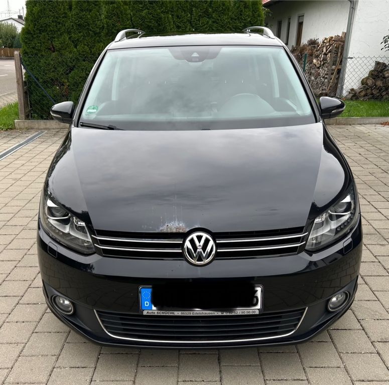 VW Touran 199.950 km 8.600 € Ingolstadt 85049
