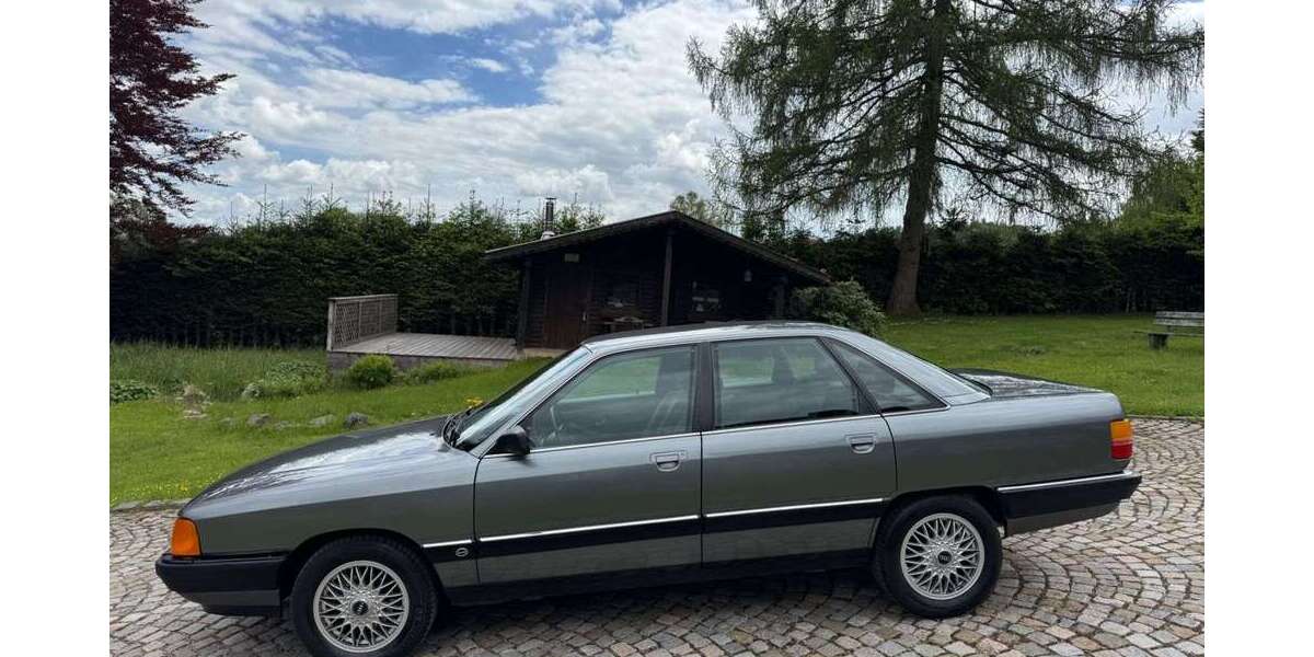 Audi 100 65.000 km 6.750 &euro; Neureichenau 94089