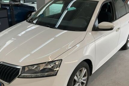 Skoda Fabia 17.463 km 15.750 &euro; Leipzig 04347