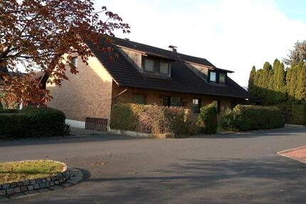 Haus Fritzlar - 8 Zimmer, 183 m&sup2;, 250.000&euro; | Angebot:27040112
