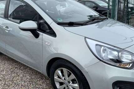 Kia Rio 59.000 km 7.800 &euro; Essen 45359