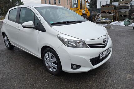 Toyota Yaris 92.000 km 6.990 &euro; Taucha 04425