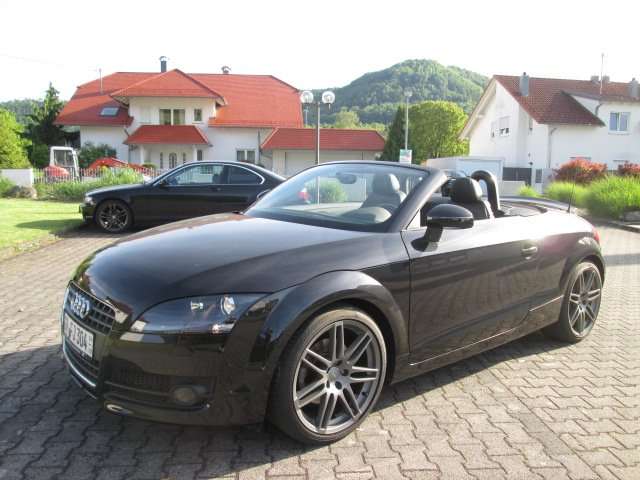 Audi TT 34.000 km 14.500 &euro; Kuchen 73329