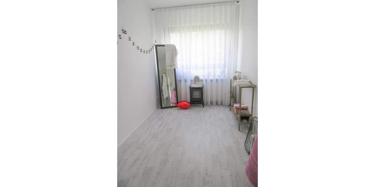 Etagenwohnung Preetz - 3 Zimmer, 65 m&sup2;, 155.000&euro; | Angebot:25728567