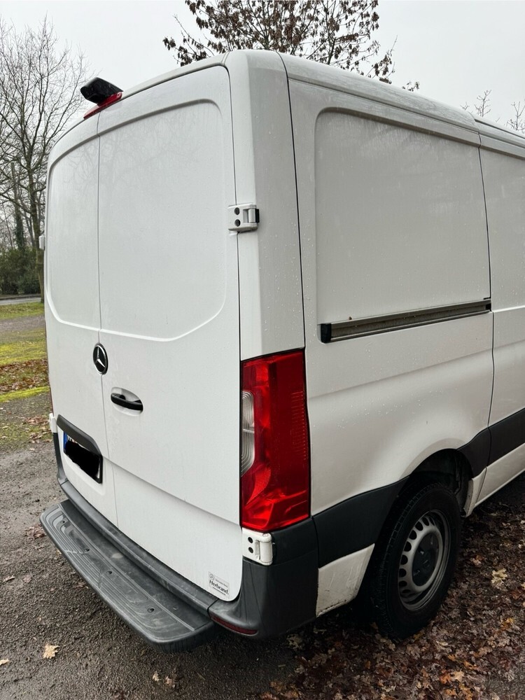 Mercedes-Benz Sprinter 131.197 km 32.500 € Rheinberg 47495