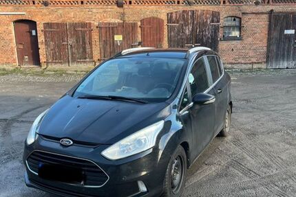 Ford B-Max 71.000 km 10.500 &euro; Denkte 38321