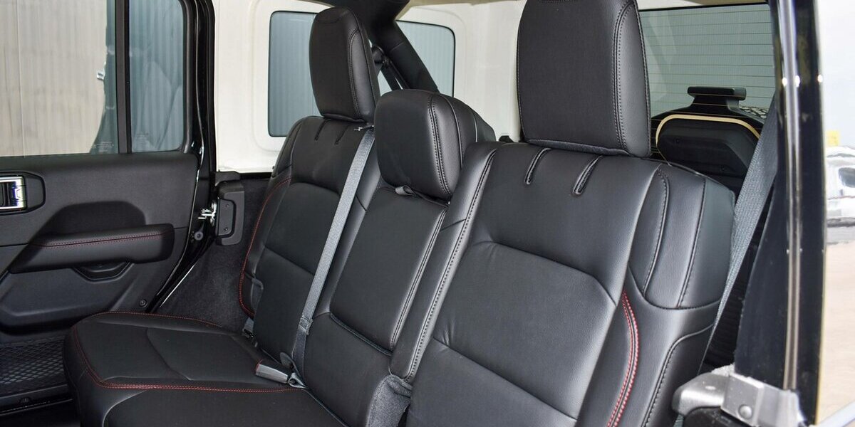 Jeep Wrangler Unlimited Rubicon 3.0L EcoDiesel V6 16.013 km 74.990 &euro; Höchberg-Würzburg 97204