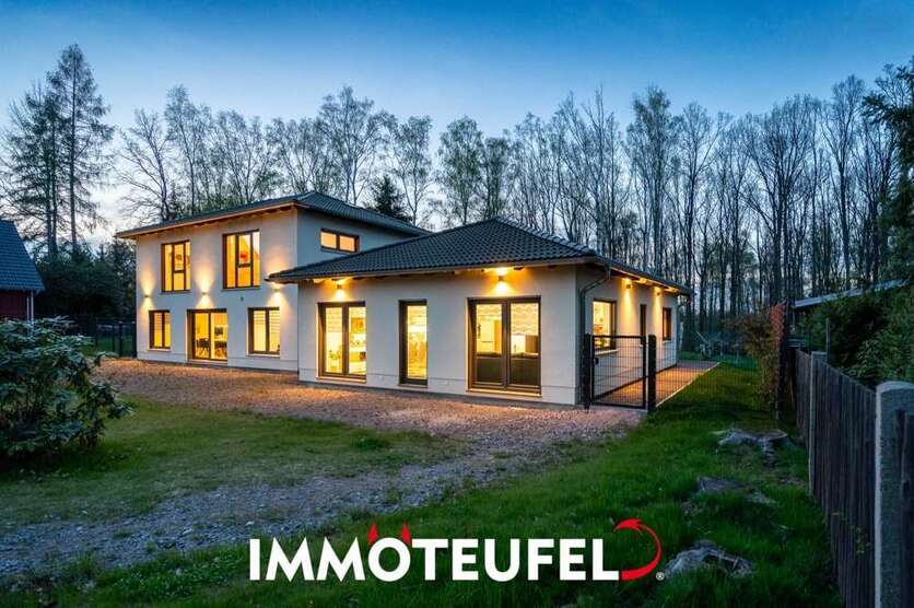 Haus zum Kaufen in Chemnitz 899.000 € 236 m²
