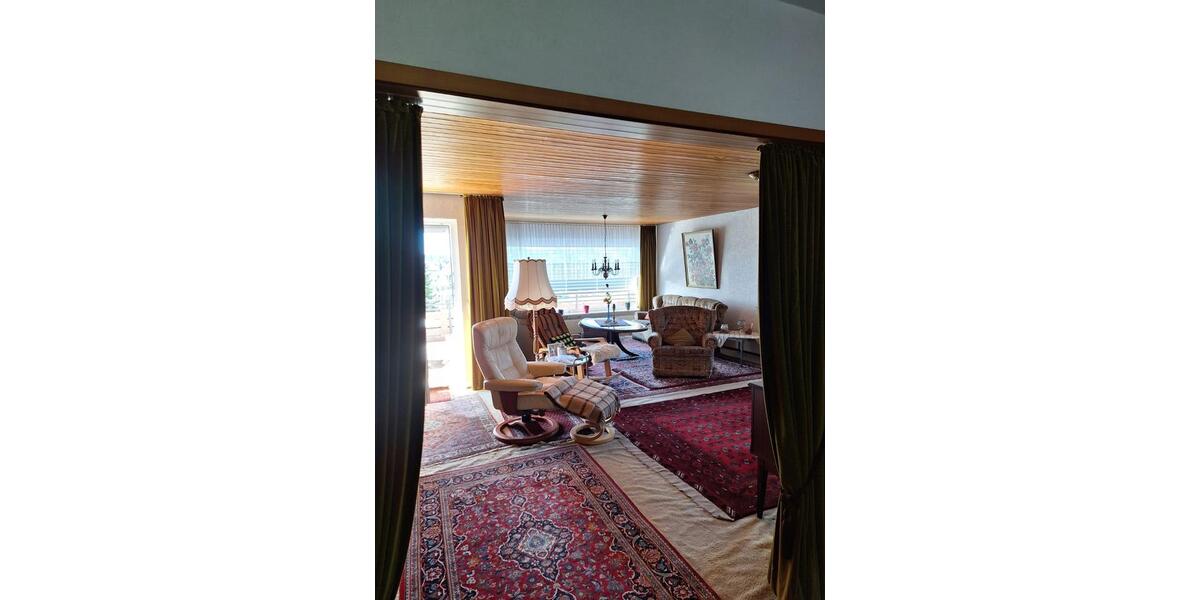 Einfamilienhaus Sankt Georgen im Schwarzwald - 7 Zimmer, 190 m&sup2;, 375.000&euro; | Angebot:26324759