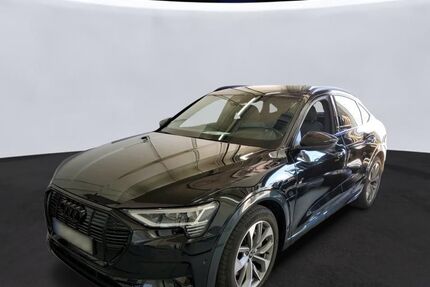 Audi e-tron 41.542 km 34.990 &euro; Hamburg 22047