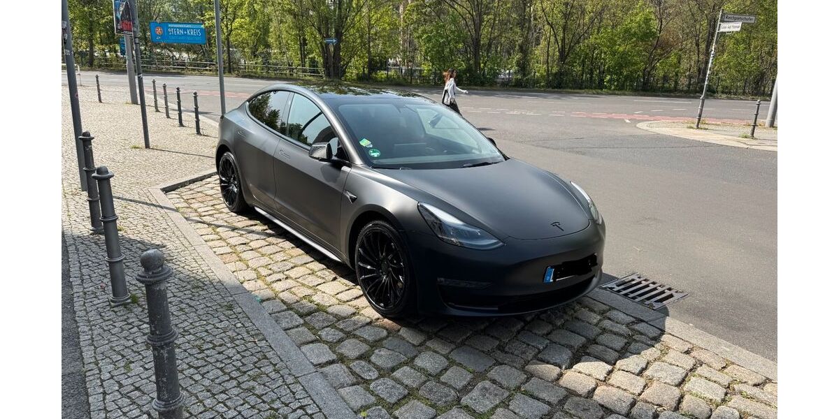 Tesla Model 3 42.000 km 30.000 &euro; Berlin 10963
