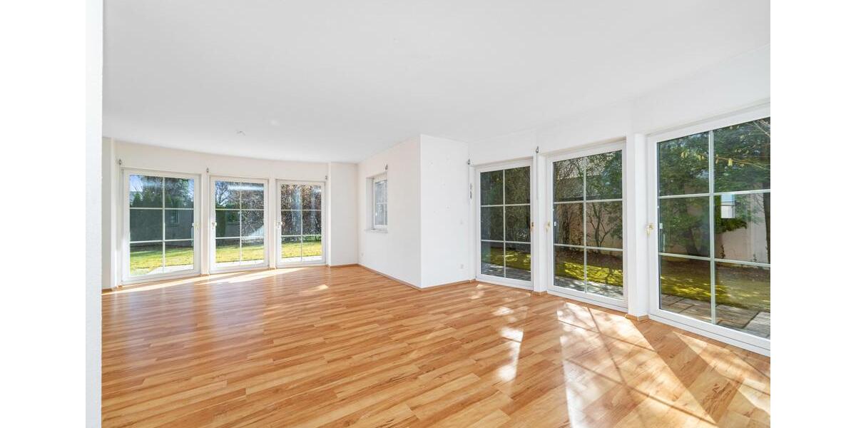 Einfamilienhaus Grünwald - 5 Zimmer, 160 m&sup2;, 4.700&euro; | Angebot:25987282