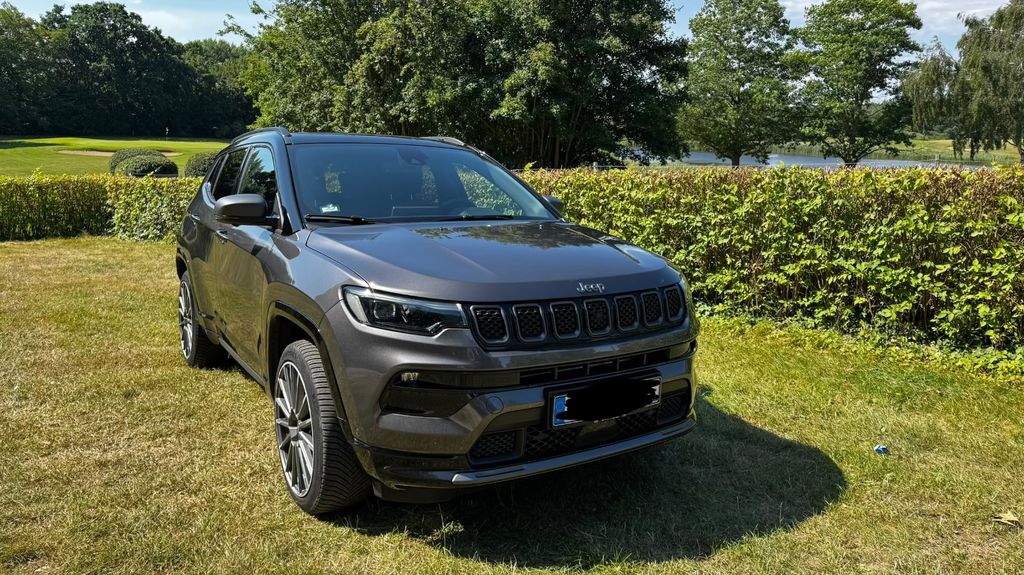 Jeep Compass 79.000 km 21.500 &euro; Timmendorfer Strand 23669