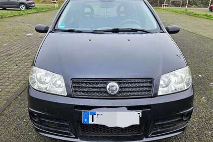 Fiat Punto 215.000 km 1.290 &euro; Trier 54296