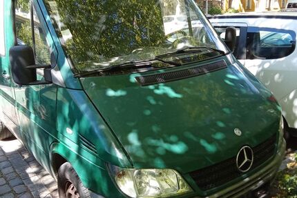 Mercedes-Benz Sprinter 199.000 km 2.600 &euro; Berlin 10317