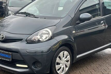 Toyota Aygo (X) 77.000 km 5.999 &euro; Baden-Württemberg - Wendlingen am Neckar 73240