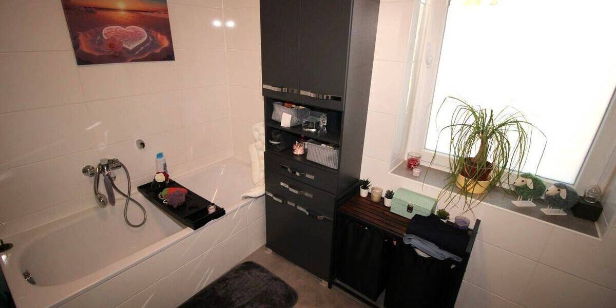 Etagenwohnung Hude (Oldenburg) Hude - 3 Zimmer, 87 m&sup2;, 239.000&euro; | Angebot:26360091