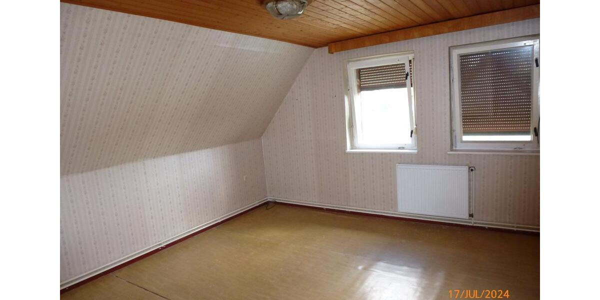 Einfamilienhaus Schönhausen (Elbe) - 7 Zimmer, 186 m&sup2;, 120.000&euro; | Angebot:26725749