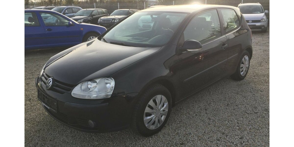 VW Golf Trendline, Klima,el.Fh. 2 Hd.,Tüv 03/28! 200.000 km 2.600 &euro; Himmelkron 95502