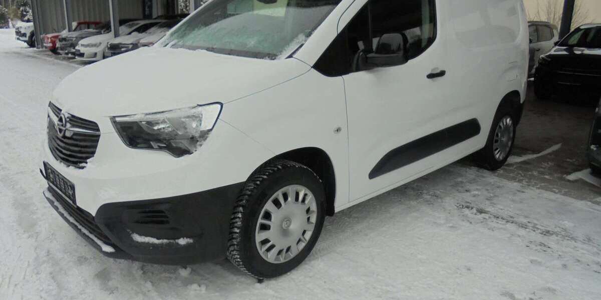 Opel Combo 108.700 km 13.990 &euro; Petting 83367