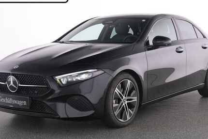 Mercedes-Benz A 180 3.000 km 33.950 &euro; Essen 45309