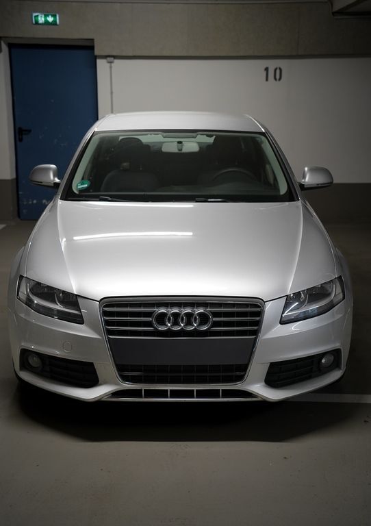 Audi A4 169.000 km 6.999 € Dresden 01277