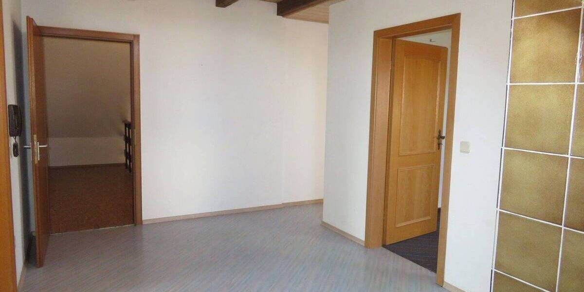 Einfamilienhaus Illschwang Angfeld - 7 Zimmer, 185 m&sup2;, 425.000&euro; | Angebot:26433918