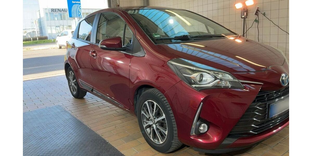 Toyota Yaris 54.000 km 14.490 &euro; Oberwinter 53424