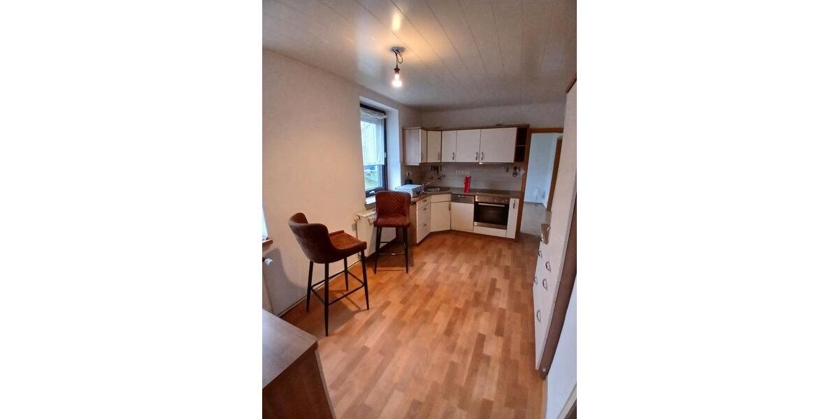 Einfamilienhaus Bodenfelde - 7 Zimmer, 155 m&sup2;, 98.000&euro; | Angebot:27093079