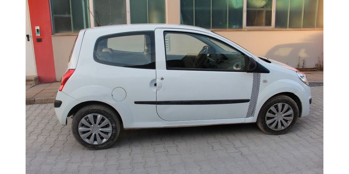 Renault Twingo 92.000 km 1.575 &euro; forchheim 91301