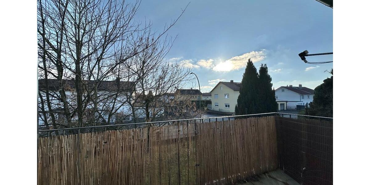 Etagenwohnung Türkheim - 3 Zimmer, 75 m&sup2;, 830&euro; | Angebot:26403452