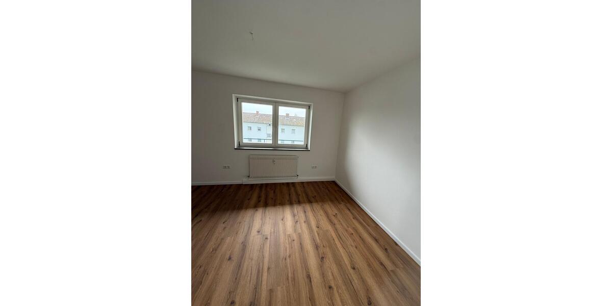 Etagenwohnung Amberg - 3 Zimmer, 68 m&sup2;, 725&euro; | Angebot:26276522