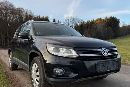 VW Tiguan 152.000 km 12.390 &euro; Bruckmühl 83052