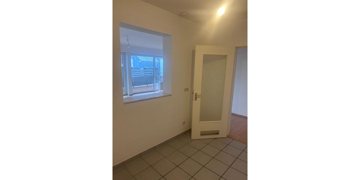 Etagenwohnung Bergisch Gladbach Alt-Frankenforst - 3 Zimmer, 85 m&sup2;, 1.200&euro; | Angebot:24955907