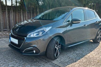 Peugeot 208 58.889 km 8.499 &euro; Allstedt 06542