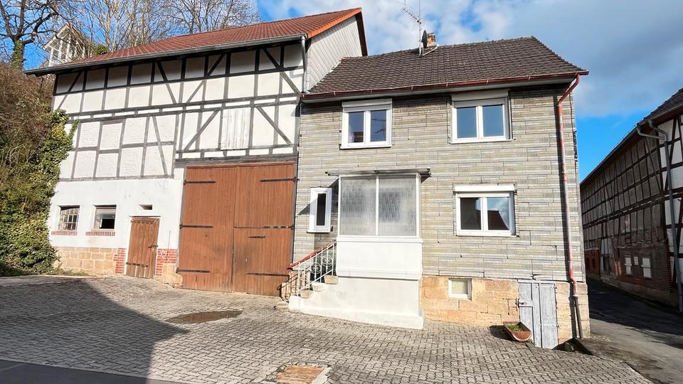 Einfamilienhaus Frielendorf - 5 Zimmer, 146 m&sup2;, 79.900&euro; | Angebot:26857805
