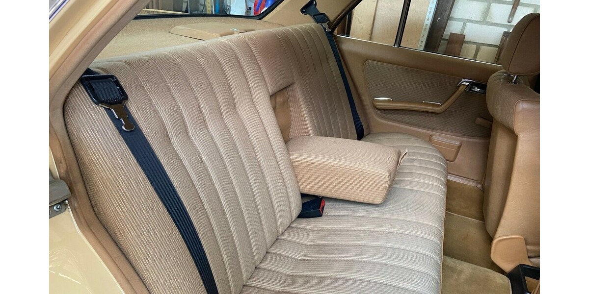 Mercedes-Benz E280 186.127 km 18.500 &euro; Hildesheim 31134