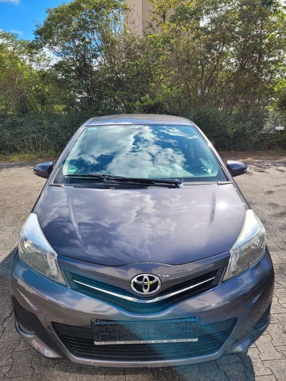 Yaris