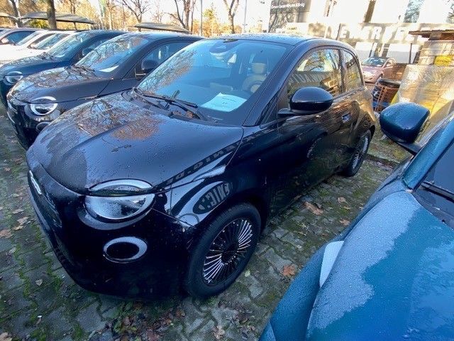 Fiat 500e 7.392 km 27.672 &euro; Teltow 14513
