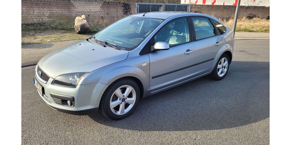 Ford Focus 115.000 km 4.400 &euro; Pulheim 50259