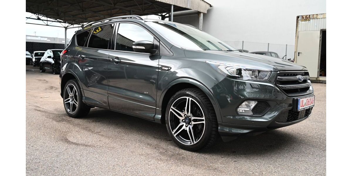 Ford Kuga 86.900 km 18.000 &euro; Ulm 89077