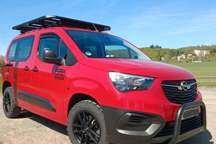 Opel Combo 21.000 km 18.700 &euro; Niedernhausen 65527