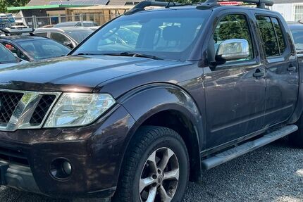 Nissan Navara 231.546 km 8.690 &euro; Frankfurt 65933