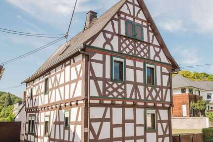 Haus zum Kaufen in Brey 179.900 € 156 m² 11 zimmer