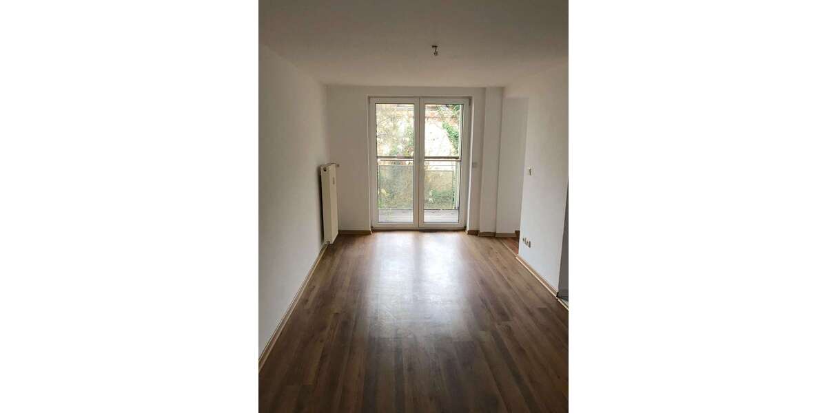 Etagenwohnung Schwerin Paulsstadt - 1 Zimmer, 34 m&sup2;, 370&euro; | Angebot:27005114