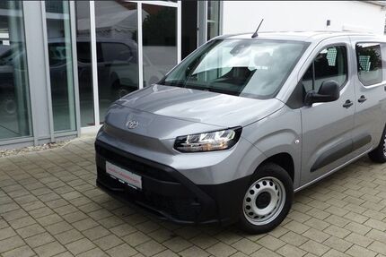 Toyota Proace (Verso) 39.740 km 21.990 &euro; Bad Gögging 93333