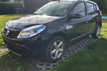 Dacia Sandero 158.500 km 3.200 &euro; Schönwald 95173