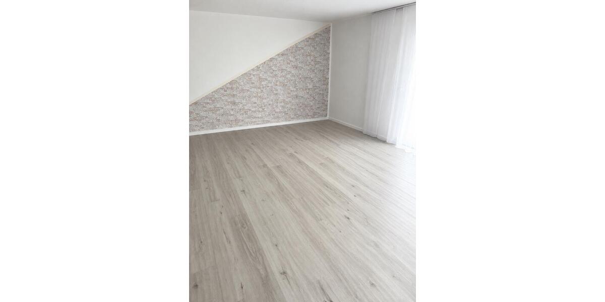 Etagenwohnung Eppingen - 2 Zimmer, 60 m&sup2;, 900&euro; | Angebot:26677337